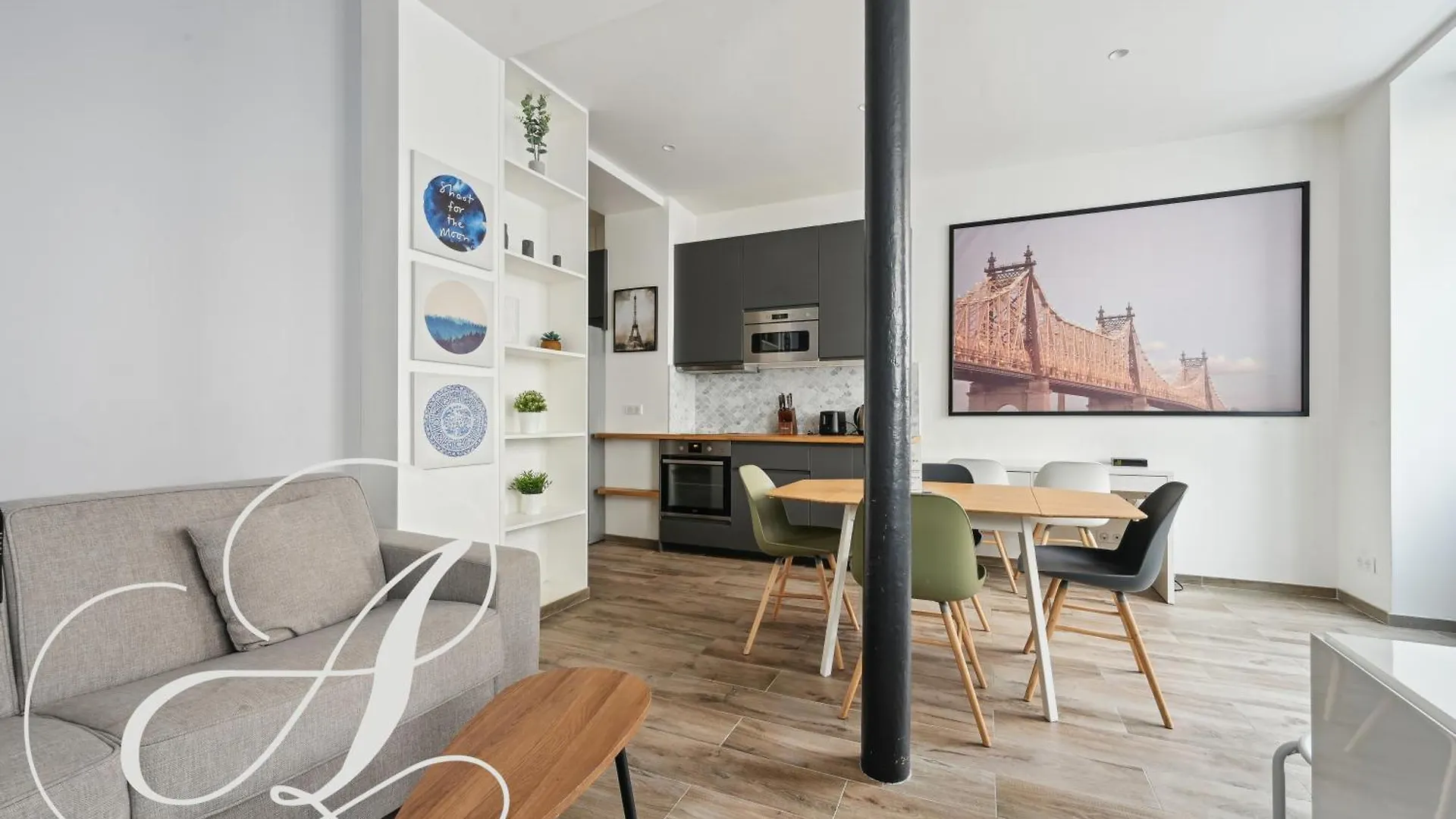 Apartment Roxane, 2 Dont En Souplex 14e Paris