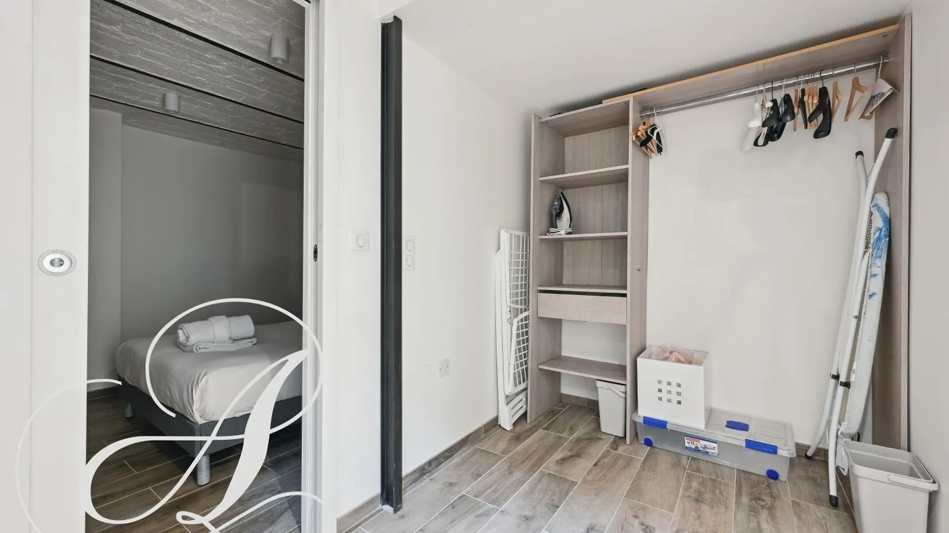 Apartment Roxane, 2 Dont En Souplex 14e *
