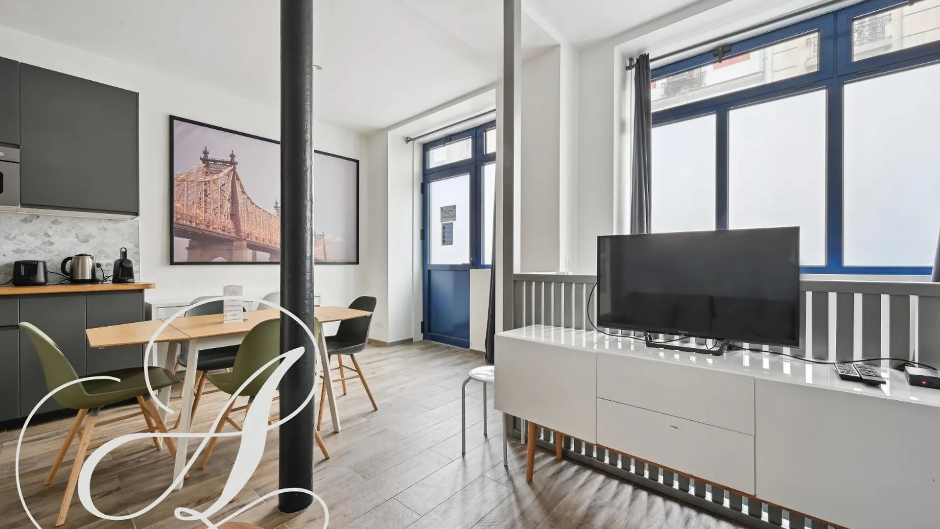 Apartment Roxane, 2 Dont En Souplex 14e